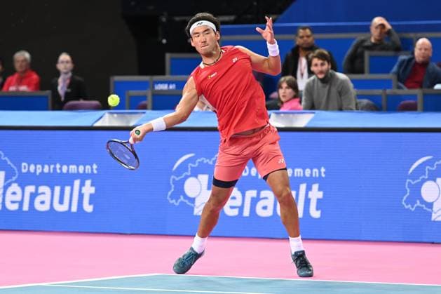 TENNIS : Open Sud de France ATP, Tennis Herren 250 - 31 01 2025 MONTPELLIER, FRANCE - 31 JANVIER : 8 Yunchaokete BU (CHN) lors des quarts de finale du tournoi Open Sud de France ATP 250 contre 2 Felix AUGER-ALIASSIME (CAN) a Montpellier le 31 janvier 2025. France  Copyright: xValentinaxClaretx