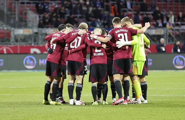 31 01 2025 Soccer Season 2024 2025 2 Soccer Bundesliga 20 Matchday 1 FC Nürnberg FCN Club SV Darmstadt 98 SVD Lilien Sportfoto Zink DaMa xdaxmax DFL regulations prohibit any use of photographs as image sequences and or quasi video only for editorial use Team circle Team circle of FCN before the start of the match
