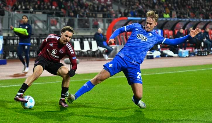 31 01 2025 Soccer Season 2024 2025 2 Soccer Bundesliga 20 Matchday 1 FC Nürnberg FCN Club SV Darmstadt 98 SVD Lilien Sportfoto Zink xwoxzix DFL regulations prohibit any use of photographs as image sequences and or quasi video only for editorial use Rafael Lubach 18, 1 FC Nürnberg FCN Oscar Vilhelmsson 29, SV Darmstadt 98 D98 SV98