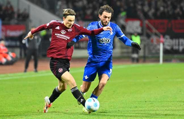 31 01 2025 Soccer Season 2024 2025 2 Soccer Bundesliga 20 Matchday 1 FC Nürnberg FCN Club SV Darmstadt 98 SVD Lilien Sportfoto Zink xwoxzix DFL regulations prohibit any use of photographs as image sequences and or quasi video only for editorial use Caspar Jander 20, 1 FC Nürnberg FCN Fraser Hornby 9, SV Darmstadt 98 D98 SV98
