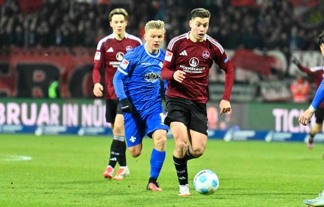 31 01 2025 Soccer Season 2024 2025 2 Soccer Bundesliga 20 Matchday 1 FC Nürnberg FCN Club SV Darmstadt 98 SVD Lilien Sportfoto Zink xwoxzix DFL regulations prohibit any use of photographs as image sequences and or quasi video only for editorial use Stefanos Tzimas 9, 1 FC Nürnberg FCN vor Andreas Müller Mueller 16, SV Darmstadt 98 D98 SV98