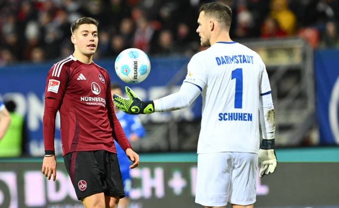 31 01 2025 Soccer Season 2024 2025 2 Soccer Bundesliga 20 Matchday 1 FC Nürnberg FCN Club SV Darmstadt 98 SVD Lilien Sportfoto Zink xwoxzix DFL regulations prohibit any use of photographs as image sequences and or quasi video only for editorial use Stefanos Tzimas 9, 1 FC Nürnberg FCN Marcel Schuhen 1, SV Darmstadt 98 D98 SV98