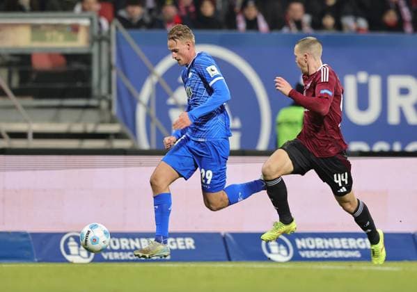 31 01 2025 Soccer Season 2024 2025 2 Soccer Bundesliga 20 Matchday 1 FC Nürnberg FCN Club SV Darmstadt 98 SVD Lilien Sportfoto Zink DaMa xdaxmax DFL regulations prohibit any use of photographs as image sequences and or quasi video only for editorial use Oscar Vilhelmsson 29, SV Darmstadt 98 D98 SV98 Ondrej Karafiat 44, 1 FC Nürnberg FCN