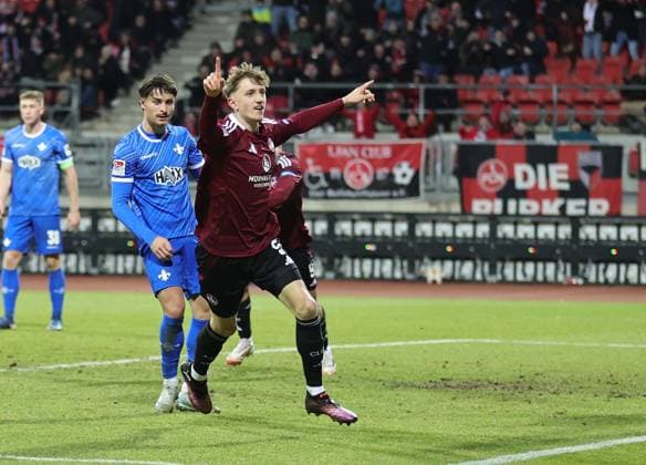 31 01 2025 Soccer Season 2024 2025 2 Soccer Bundesliga 20 Matchday 1 FC Nürnberg FCN Club SV Darmstadt 98 SVD Lilien Sportfoto Zink DaMa xdaxmax DFL regulations prohibit any use of photographs as image sequences and or quasi video only for editorial use Jubel Freude Torjubel nach Tor zum 1 0 Tim Drexler 5, 1 FC Nürnberg FCN jubelt freut sich Torschütze Tim Drexler 5, 1 FC Nürnberg FCN