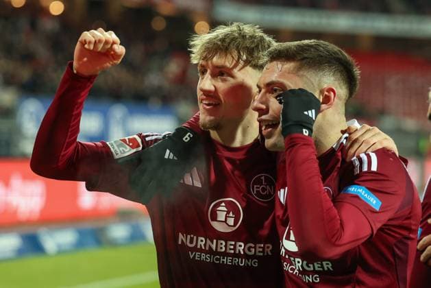 Goalscorer for 1 0, Tim Drexler 5 1 FC Nuernberg , left , 1 FC Nuernberg vs SV Darmstadt 98, Soccer, 2 Bundesliga, 20 Matchday, 31 01 2025 DFB regulations prohibit any use of photographs as image sequences and or quasi video Nuernberg Bayern Germany Copyright: xkolbert-press MartinxAgüerax