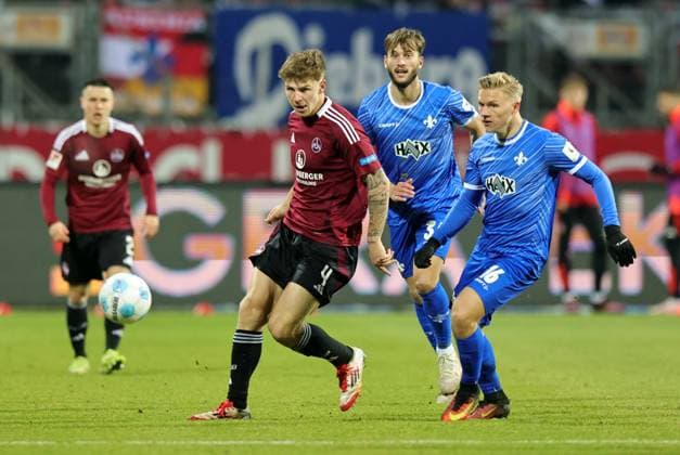 31 01 2025 Soccer Season 2024 2025 2 Soccer Bundesliga 20 Matchday 1 FC Nürnberg FCN Club SV Darmstadt 98 SVD Lilien Sportfoto Zink DaMa xdaxmax DFL regulations prohibit any use of photographs as image sequences and or quasi video only for editorial use Finn Jeltsch 4, 1 FC Nürnberg FCN Andreas Müller Mueller 16, SV Darmstadt 98 D98 SV98