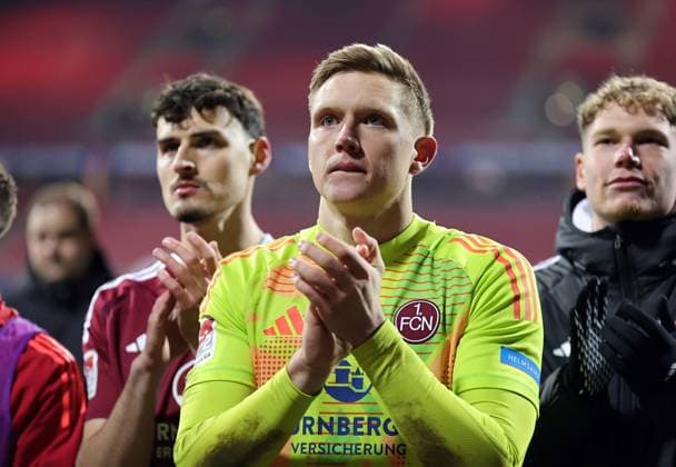31 01 2025 Soccer Season 2024 2025 2 Soccer Bundesliga 20 Matchday 1 FC Nürnberg FCN Club SV Darmstadt 98 SVD Lilien Sportfoto Zink DaMa xdaxmax DFL regulations prohibit any use of photographs as image sequences and or quasi video only for editorial use Jubel Freude nach Spielende Jan Reichert 1, 1 FC Nürnberg FCN applauds clapping his hands