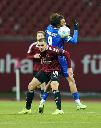 31 01 2025 Soccer Season 2024 2025 2 Soccer Bundesliga 20 Matchday 1 FC Nürnberg FCN Club SV Darmstadt 98 SVD Lilien Sportfoto Zink DaMa xdaxmax DFL regulations prohibit any use of photographs as image sequences and or quasi video only for editorial use Ondrej Karafiat 44, 1 FC Nürnberg FCN Fraser Hornby 9, SV Darmstadt 98 D98 SV98