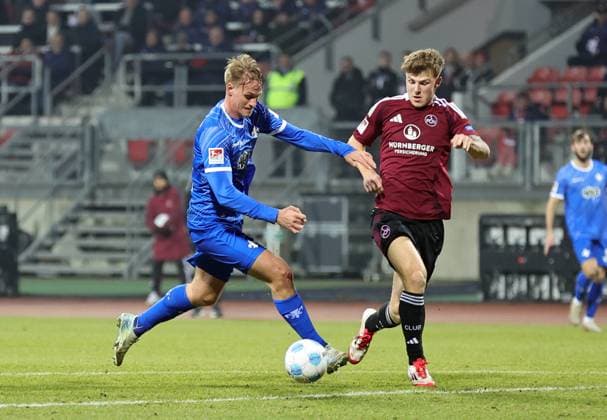 31 01 2025 Soccer Season 2024 2025 2 Soccer Bundesliga 20 Matchday 1 FC Nürnberg FCN Club SV Darmstadt 98 SVD Lilien Sportfoto Zink DaMa xdaxmax DFL regulations prohibit any use of photographs as image sequences and or quasi video only for editorial use Oscar Vilhelmsson 29, SV Darmstadt 98 D98 SV98 Finn Jeltsch 4, 1 FC Nürnberg FCN