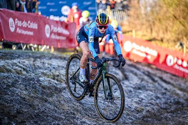 2025 UCI Cyclo-Cross WC - Women Junior LIEVIN, FRANCE - FEBRUARY 01 : Peeters Zita (BEL) in action during the 2025 UCI Cyclo-Cross World Championships for Women Junior on February 01, 2025 in Lievin, France, 01 02 2025 Lievin France  Copyright: xNicoxVereeckenx