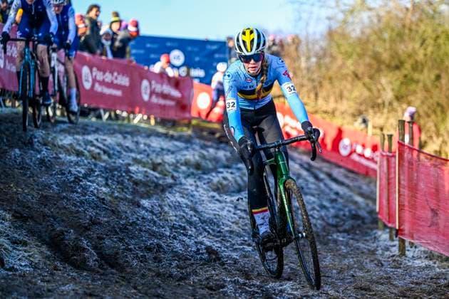 2025 UCI Cyclo-Cross WC - Women Junior LIEVIN, FRANCE - FEBRUARY 01 : Laurijssen Sanne (BEL) in action during the 2025 UCI Cyclo-Cross World Championships for Women Junior on February 01, 2025 in Lievin, France, 01 02 2025 Lievin France  Copyright: xNicoxVereeckenx