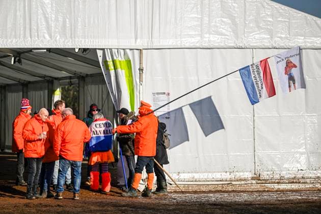2025 UCI Cyclo-Cross WC - Women Junior LIEVIN, FRANCE - FEBRUARY 01 : Illustration picture of supporters in action during the 2025 UCI Cyclo-Cross World Championships for Women Junior on February 01, 2025 in Lievin, France, 01 02 2025 Lievin France  Copyright: xNicoxVereeckenx