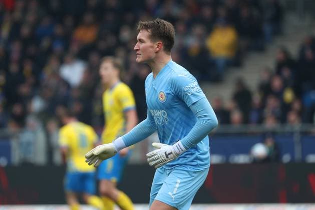 Braunschweig vs Cologne, 2 BL Braunschweig, 01 02 2025, FOOTBALL Eintracht Braunschweig vs 1 FC Cologne, 2 BL, Season 2024 25 Goalkeeper Ron Thorben Hoffmann Eintracht Braunschweig Braunschweig