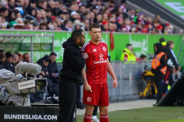 01 02 2025, xfanx, Soccer 2 Bundesliga, Fortuna Duesseldorf SSV Ulm 1846 v l Head Coach Daniel Thioune Fortuna Düsseldorf and Dzenan Pejcinovic Fortuna Düsseldorf DFL DFB REGULATIONS PROHIBIT ANY USE OF PHOTOGRAPHS as IMAGE SEQUENCES and or QUASI VIDEO Duesseldorf mfan
