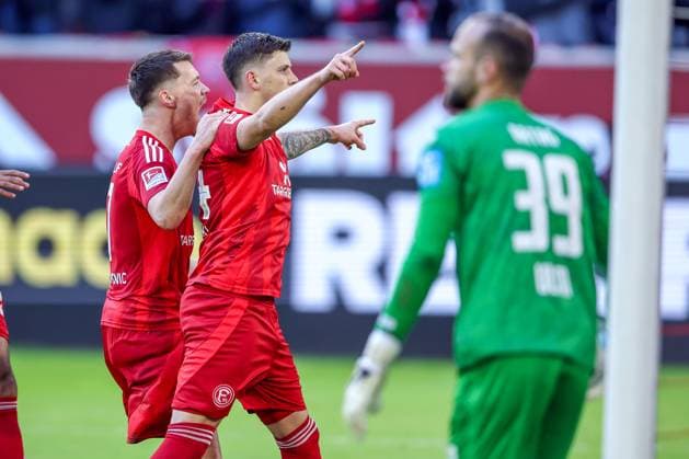 01 02 2025, Football, Fortuna Düsseldorf SSV Ulm 1846, 2 Fußball Bundesliga, 20 Matchday, Merkur Spiel Arena, Saison 2024 2025 Dawid Kownacki Fortuna Düsseldorf 24 converts the penalty to 3 2 Goal celebration after the goal DFB regulations prohibit any use of photographs as image sequences and or quasi video Nordrhein Westfalen Germany