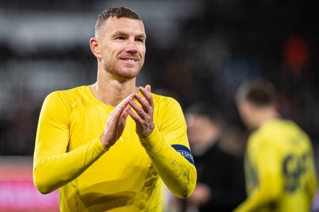 Football, Fenerbahce Istanbul, Edin Dzeko leaves the club - Archive photos