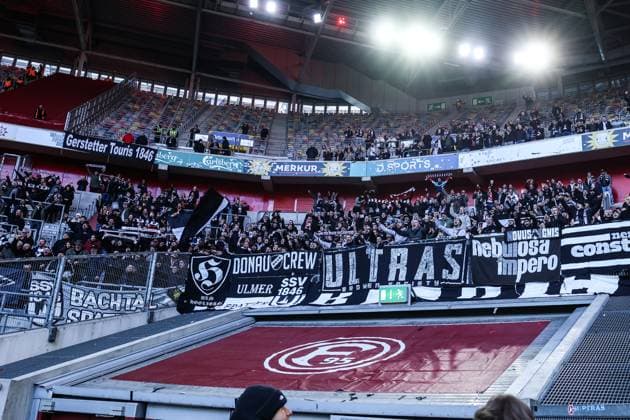 Sports, Football, 2 Bundesliga Season 2024 2025 20 Matchday Fortuna Düsseldorf SSV Ulm 1846 01 02 2025, MERKUR SPIEL ARENA Fans SSV Ulm 1846 Düsseldorf MERKUR SPIEL ARENA North Rhine-Westphalia Germany