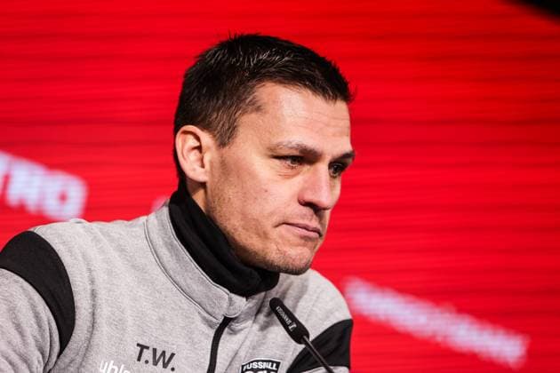 Sport, Football, 2 Bundesliga Season 2024 2025 20 Matchday Fortuna Düsseldorf SSV Ulm 1846 01 02 2025, MERKUR SPIEL ARENA Thomas Wörle Coach, SSV Ulm 1846 Düsseldorf MERKUR SPIEL ARENA North Rhine-Westphalia Germany