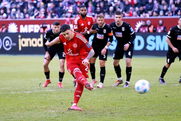 KOWNACKI Dawid Team Fortuna Duesseldorf at the 11m DFL 2 Bundesliga season 2024 2025 match Fortuna Duesseldorf SSV Ulm 3 2 on 01 02 2025 in Duesseldorf DFL REGULATIONS PROHIBIT ANY USE OF PHOTOGRAPHS as IMAGE SEQUENCES and or QUASI VIDEO Copyright: xLacixPerenyix