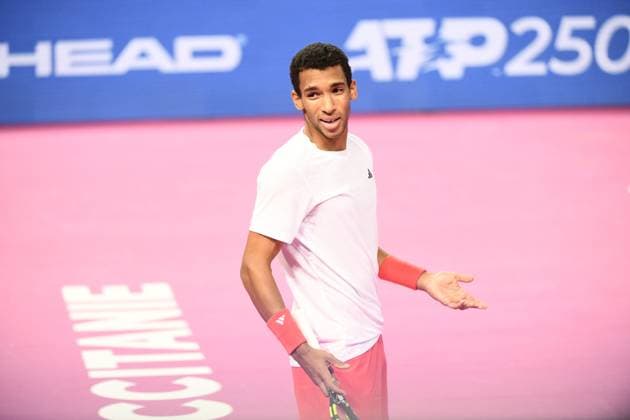 TENNIS : Open Sud de France ATP, Tennis Herren 250 - 01 02 2025 MONTPELLIER, FRANCE - 01 FEVRIER : 2 Felix AUGER-ALIASSIME (CAN) lors de la demi-finale du tournoi Open Sud de France ATP 250 contre Jesper DE JONG (NED) a Montpellier le 1er fÃ vrier 2025. France  Copyright: xValentinaxClaretx