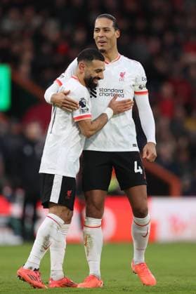 Bournemouth gegen Liverpool 01 Februar 2025 Premier League Fußball Bournemouth gegen Liverpool Mohamed Salah von Liverpool feiert das zweite Tor mit Virgil van Dijk von Liverpool Foto von Mark Leech Bournemouth UK  Copyright: xMarkxLeechxOffside