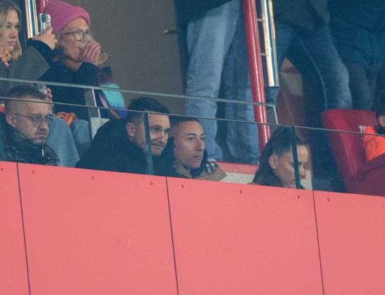 Soccer, Men, Season 2024 2025, 1 Bundesliga 20 Matchday , 1 FC Union Berlin RB Leipzig, Marin Ljubicic 2 v r , Linzer ASK in the stands, 01 02 2025, Copyright: xSebastianxRäppold MatthiasxKochx
