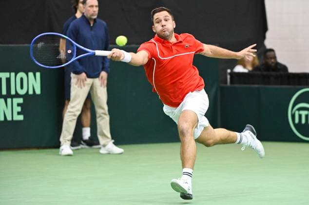 February 1, 2025, Montreal, Pq, Canada: Alexis Galarneau, of Canada, plays a shot to Fabian Marozsan, of Hungary, during their Davis Cup qualifying tennis match in Montreal on Saturday, February 1, 2025. Alexis Galarneau, Fabian Marozsan, - ZUMAc35_ 20250201_zaf_c35_024 Copyright: xGrahamxHughesx