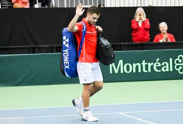 February 1, 2025, Montreal, Pq, Canada: Alexis Galarneau, of Canada, waves to the crowd following his loss to Fabian Marozsan, of Hungary, in their Davis Cup qualifying tennis match in Montreal on Saturday, February 1, 2025. Alexis Galarneau, Fabian Marozsan, - ZUMAc35_ 20250201_zaf_c35_033 Copyright: xGrahamxHughesx