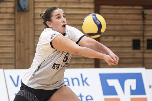 Volleyball Regionalliga in Gladbeck FOR EDITORIAL PURPOSES ONLY EDITORIAL USE ONLY p Nr 6 Dilay Kaya at the acceptance Volleyball Regionalliga TV Gladbeck MTV Köln on Saturday, February 01, 2025 in Gladbeck ¨ Germany NRW Gladbeck Copyright ChristophxWojtyczka Copyright: ChristophxWojtyczka doc7z6m2m3podt1i24cxnlc ,EDITORIAL USE ONLY Copyright: ChristophxWojtyczka