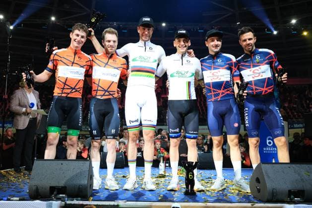 DEU, Sixdays Weekend, 02 02 2025, Velodrom, Berlin, DEU, Sixdays Weekend, in the picture award ceremony, 1 Roger Kluge GER, Theo Reinhardt GER, 2 Philip Heijnen NED, Yoeri Havik NED 3 Elia Viviani ITA, Michele Scartezzini ITA Photo Juergen Engler nordphoto GmbH nordphotoxGmbHx xEngler nph00076
