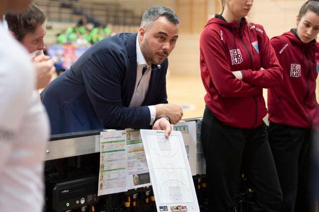 Halle, Germany 01 February 2025 Toyota DBBL 2024 2025 Syntainics MBC vs Saarlouis Royals In the picture Coach Timur Topal Halle SWH arena Sachsen Anhalt Copyright: xFotostandx xxBallaschx