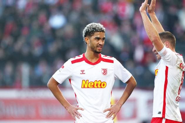 Bryan Hein , 2.Bundesliga , Jahn Regensburg-Hertha Berlin , Fußball , in den Jahnstadion , Regensburg , Bayern , Deutschland . Februar 01, 2025 . Photo by: Davide Elias Ipa Photo Pressefoto DENL Copyright: xDavidexEliasx