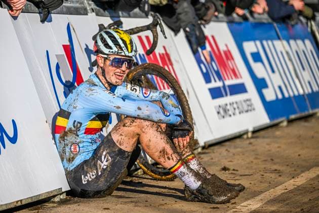 2025 UCI Cyclo-Cross WC - Men Junior LIEVIN, FRANCE - FEBRUARY 02 : Vanden Eynde Mats (BEL) after the race during the 2025 UCI Cyclo-Cross World Championships for Men Junior on February 02, 2025 in Lievin, France, 02 02 2025 Lievin France  Copyright: xNicoxVereeckenx