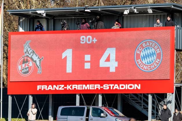 A Junior Bundesliga U19 Main Round 1 FC Köln U19 FC Bayern München U19 02 02 2025 End in Cologne 1 4 A Junior Bundesliga U19 DFB Nachwuchsliga Hauptrunde Liga A Gruppe A 24 25 1 FC Köln U19 FC Bayern München U19, Köln, Franz Kremer Stadion DFB REGULATIONS PROHIBIT ANY USE OF PHOTOGRAPHS AS IMAGE SEQUENCES AND OR QUASI VIDEO Copyright: xBEAUTIFULxSPORTS Wunderlx