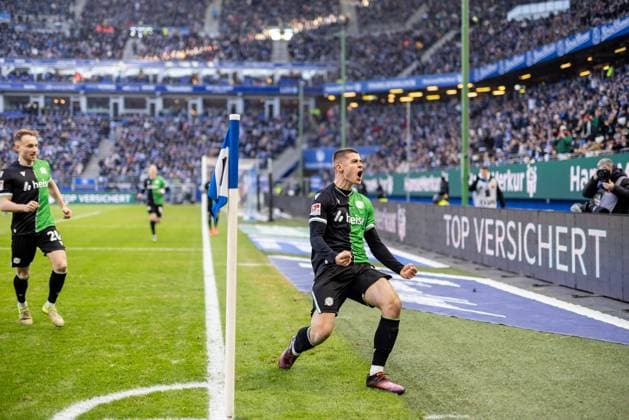 Hamburg, February 2, 2025 Football, 2 Bundesliga 2024 25, Hamburger SV Hannover 96 Nicolo Tresoldi Hannover 96, 9 celebrates his goal for 1 1 DFL REGULATIONS PROHIBIT ANY USE OF PHOTOGRAPHS AS IMAGE SEQUENCES AND OR QUASI VIDEO