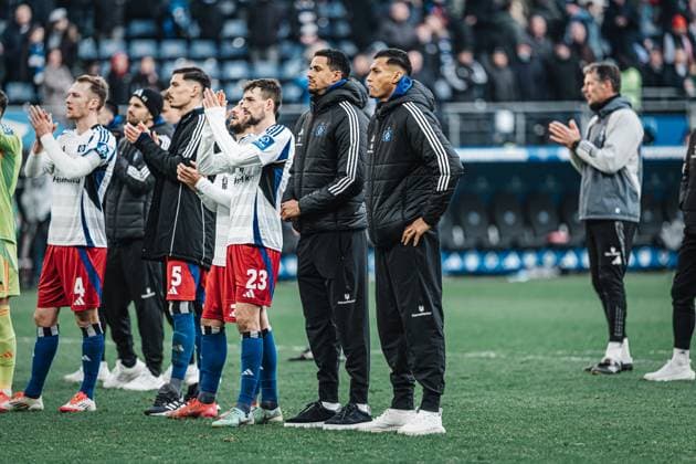Soccer Men Season 2024 2025 2 Soccer Bundesliga 20 Matchday Hamburger SV vs Hannover 96 02 02 2025 The two injured HSV strikers left Robert Glatzel 9, HSV right Davie Selke 27, HSV Hamburg Volksparkstadion Hamburg Germany
