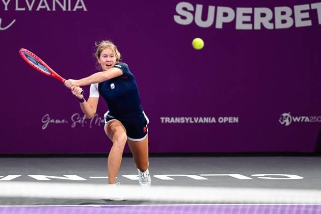 Transylvania Open - WTA, Tennis Damen 250 Tournament Anastasia Zakharova competes during the first qualifiers day of the Transylvania Open 2025, a WTA250 Tournament, at BT Arena in Cluj-Napoca, Romania, on February 2, 2025 Cluj-Napoca Romania  Copyright: xFlaviuxBuboix originalFilename:buboi-notitle250202_npt3C.jpg