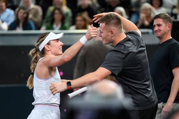 TENNIS - WTA, Tennis Damen Upper Austria Ladies Linz LINZ,AUSTRIA,02.FEB.25 - TENNIS - WTA Tour, Upper Austria Ladies Linz. Image shows the rejoicing of Ekaterina Alexandrova (RUS).  GEPAxpictures xChristianxMoser