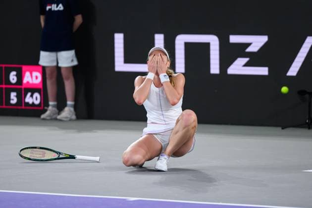 TENNIS - WTA, Tennis Damen Upper Austria Ladies Linz LINZ,AUSTRIA,02.FEB.25 - TENNIS - WTA Tour, Upper Austria Ladies Linz. Image shows the rejoicing of Ekaterina Alexandrova (RUS).  GEPAxpictures xChristianxMoser
