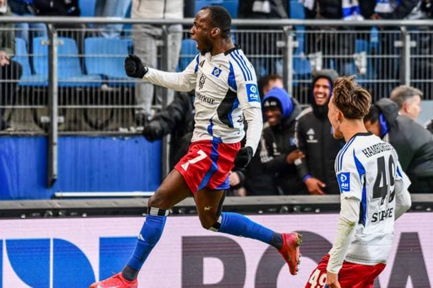 2 2 by Jean Luc Dompe who cheers with Otto Stange HSV Germany , Hamburg , Volksparkstadion , Football , 2 Bundesliga , Hamburger SV Hannover 96