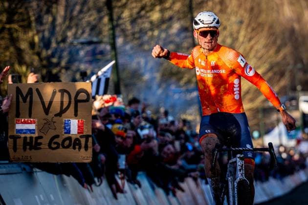 Dutch Mathieu Van Der Poel celebrates as he crosses the finish line to win the elite men competition of the UCI cyclocross World Championship, WM, Weltmeisterschaft in Lievin, France, Sunday 02 February 2025. The world championships are taking place from 31 January until 02 February. JASPERxJACOBS  x111656031x