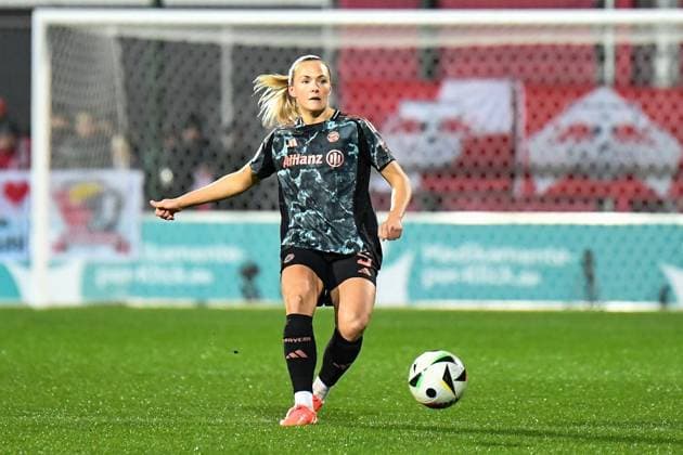 Soccer I Women I Season 2024 2025 I Bundesliga I 13 Matchday I RB Leipzig FC Bayern Munich I 02 02 2025 Magdalena Eriksson 5, FC Bayern Munich plays the ball Crop, close-up, portrait, portrait, single photo, single image, body Leipzig RB Training Center, Cottaweg 7 Saxony Germany Copyright: xLobeca InesxHähnelx