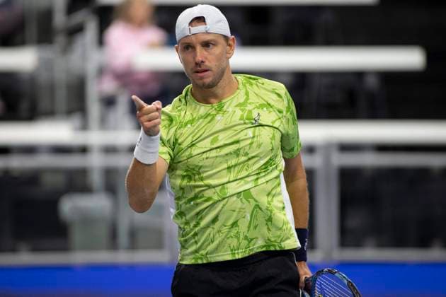 February 2, 2025, Frisco, Texas, USA: JAMES DUCKWORTH (AUS) points during round 2 of the qualifiers at the Dallas Open at the Star in Frisco, TX. ETHAN QUINN (USA) defeated JAMES DUCKWORTH (AUS), 14-11. Frisco USA - ZUMAh193 20250202_zsp_h193_006 Copyright: xDanielxMcGregor-Huyerx