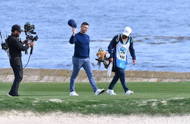 February 2, 2025, Pebble Beach, Ca, USA: Rory McIlroy is seen on the 18th hole fairway after the final round of the AT&T Pebble Beach Pro-Am 2025 at Pebble Beach Golf Links on February 02, 2025 in Pebble Beach, California. Northern Ireland s Rory McIlroy marked his first PGA, Golf Herren Tour event of the year with an impressive two-shot victory at the Pebble Beach Pro-Am. The 35-year-old finished with a six-under 66 to win on 21 under par, his 27th victory on the PGA Tour - and first at the iconic California course. Photo: Casey Flanigan imageSPACE Pebble Beach USA - ZUMAi237 20250202_zsa_i237_049 Copyright: xFlanigan Imagespacex