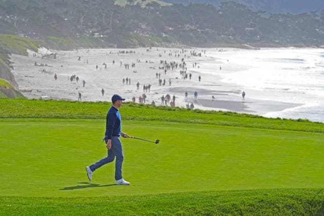 PEBBLE BEACH, CA - FEBRUARY 02: PGA, Golf Herren golfer Rory McIlroy putts on the 9th hole during the AT&T Pebble Beach Pro AM on February 2, 2025, at Pebble Beach Golf Links in Pebble Beach, California. (Photo by Brian Spurlock Icon Sportswire) GOLF: FEB 02 PGA AT&T Pebble Beach Pro-Am EDITORIAL USE ONLY Icon25020234