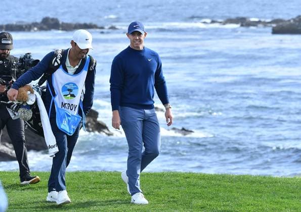 February 2, 2025, Pebble Beach, Ca, USA: Rory McIlroy is seen on the fairway of hole 18 just before winning the Pro-Am on the final round of the AT&T Pebble Beach Pro-Am 2025 at Pebble Beach Golf Links on February 02, 2025 in Pebble Beach, California. Photo: Casey Flanigan imageSPACE Pebble Beach USA - ZUMAi237 20250202_zsa_i237_073 Copyright: xFlanigan Imagespacex