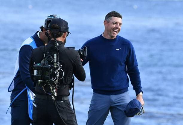 February 2, 2025, Pebble Beach, Ca, USA: Rory McIlroy is seen on the green of hole 18 after winning the Pro-Am on the final round of the AT&T Pebble Beach Pro-Am 2025 at Pebble Beach Golf Links on February 02, 2025 in Pebble Beach, California. Photo: Casey Flanigan imageSPACE Pebble Beach USA - ZUMAi237 20250202_zsa_i237_077 Copyright: xFlanigan Imagespacex