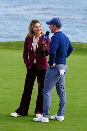 PEBBLE BEACH, CA - FEBRUARY 02: PGA, Golf Herren golfer Rory McIlroy is interviewed by CBS announcer Amanda Balionis after winning the AT&T Pebble Beach Pro AM on February 2, 2025, at Pebble Beach Golf Links in Pebble Beach, California. (Photo by Brian Spurlock Icon Sportswire) GOLF: FEB 02 PGA AT&T Pebble Beach Pro-Am EDITORIAL USE ONLY Icon25020255