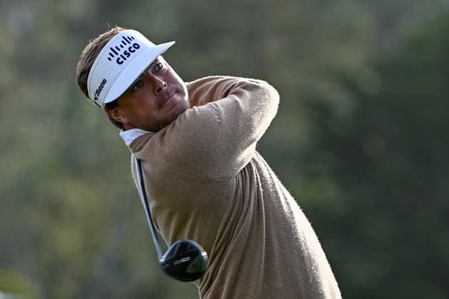PEBBLE BEACH, CA - FEBRUARY 02: Keith Mitchell (USA) watches his tee shot on 3 during the final round of the AT&T Pebble Beach Pro-Am at Pebble Beach Golf Links on February 2, 2025, in Pebble Beach, California. (Photo by Ken Murray Icon Sportswire) GOLF: FEB 02 PGA, Golf Herren AT&T Pebble Beach Pro-Am EDITORIAL USE ONLY Icon250202009