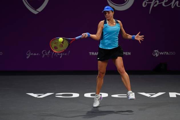 Transylvania Open - Victoriya Tomova v Mayar Sherif Victoriya Tomova of Bulgaria in action against Mayar Sherif of Egypt during the WTA, Tennis Damen Tour Transylvania Open match, in Cluj Napoca, Monday 03 February 2025. Alex Nicodim Imago Images Copyright: xAlexxNicodimx